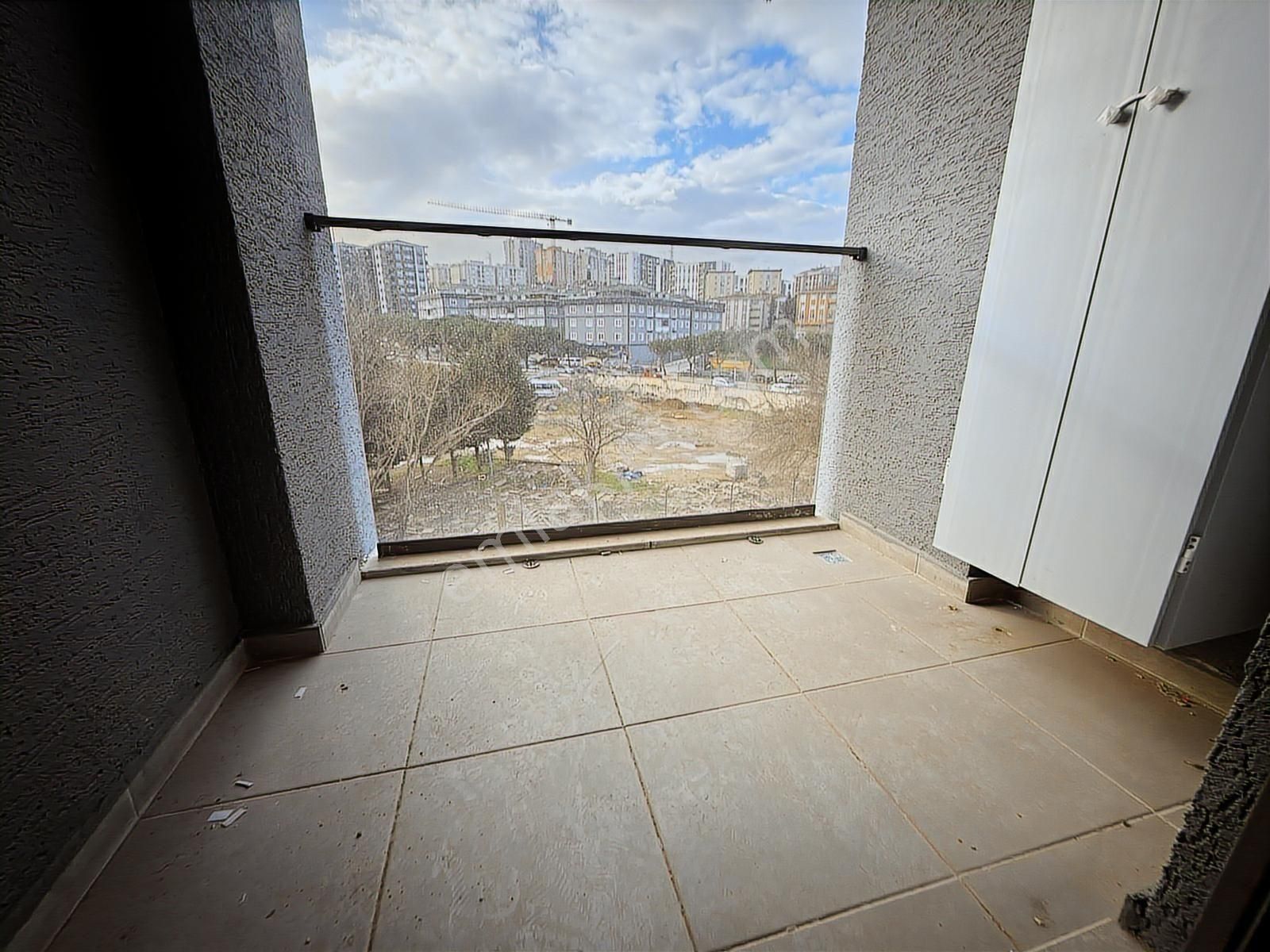 Pendik Kurtköy Metroya Yakın Kiralık 3+1 Arakat Sıfır Daire - Görsel 17