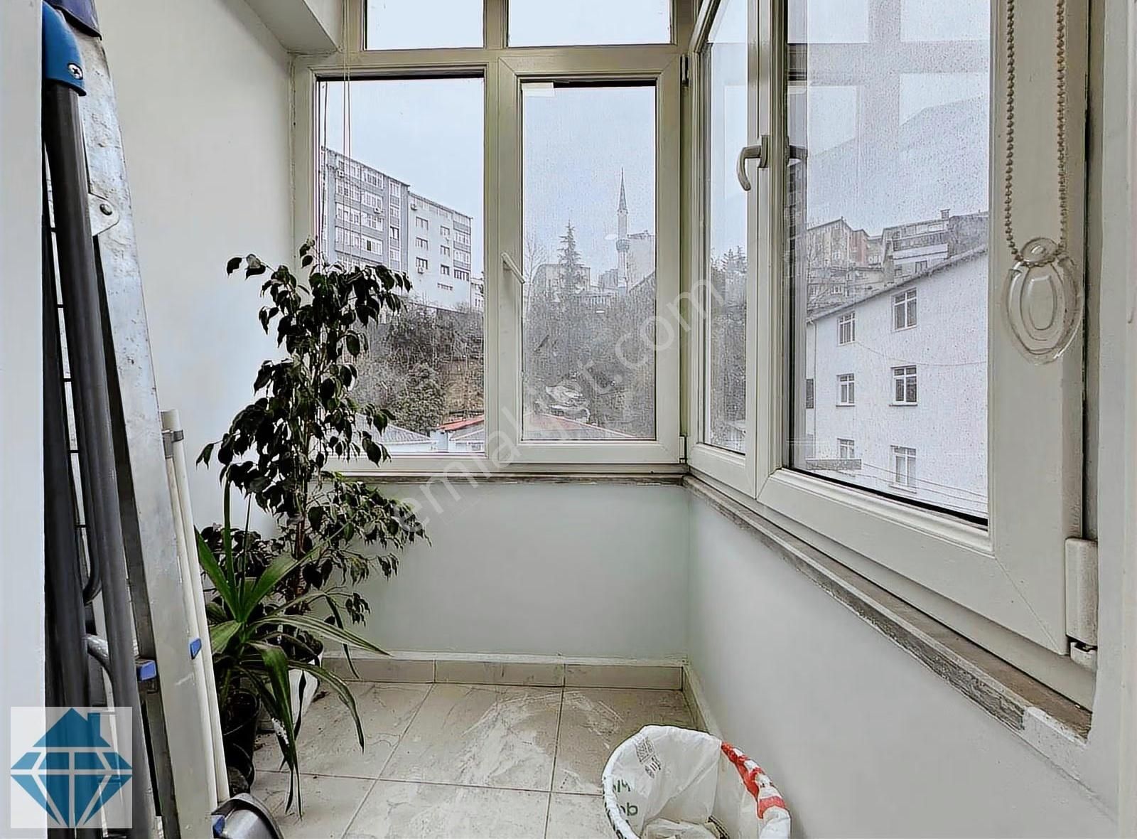 Ayazağa Merkezde Full Eşyalı 2 + 1 Yatırıma Uygun Daire - Görsel 28