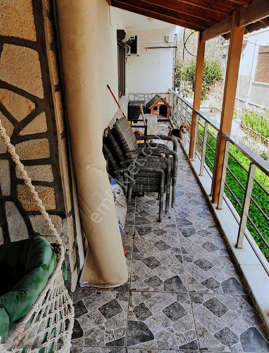 Yeni Foça'da Marina'ya Yakın Satılık Villa - Görsel 17