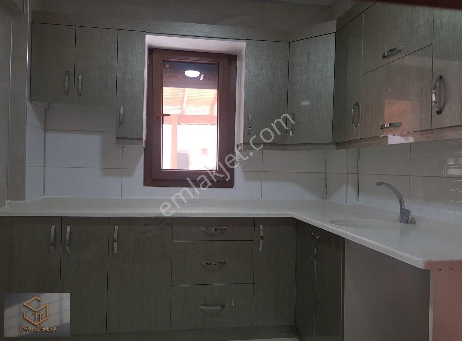 Yeni Foça'da Marina'ya Yakın Satılık Villa - Görsel 8