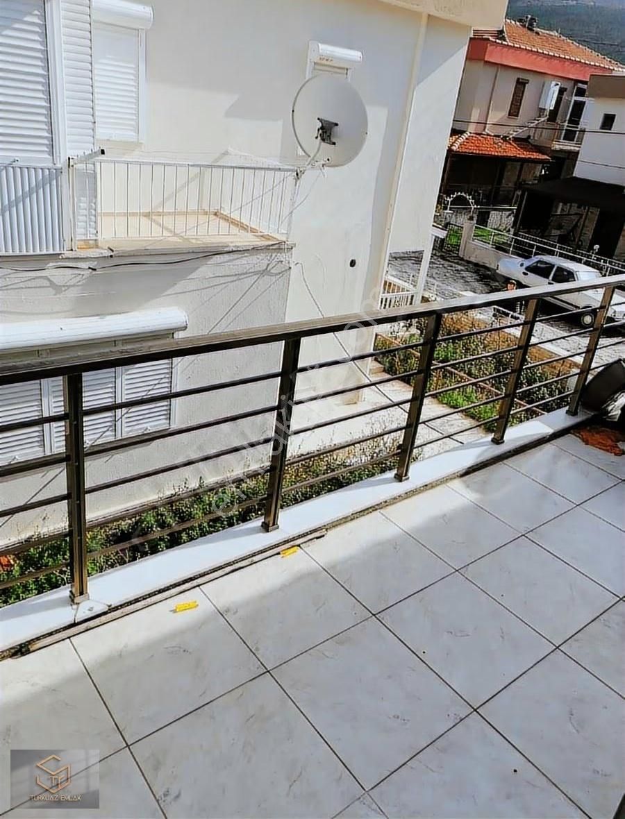 Yeni Foça'da Marina'ya Yakın Satılık Villa - Görsel 23
