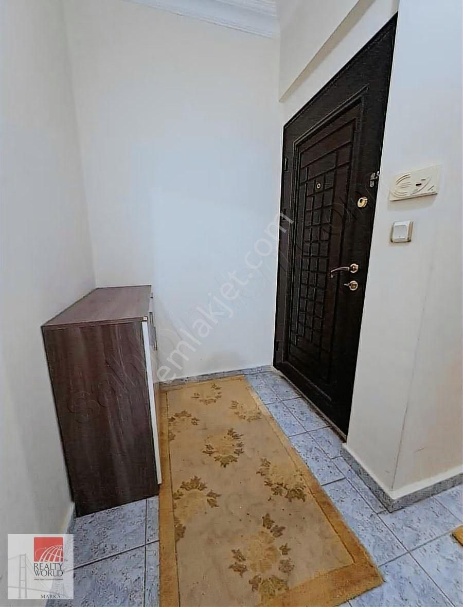 Antalya Etiler'de Cadde Üzeri Katta Eşyalı Kiralık 2+1 Daire - Görsel 3