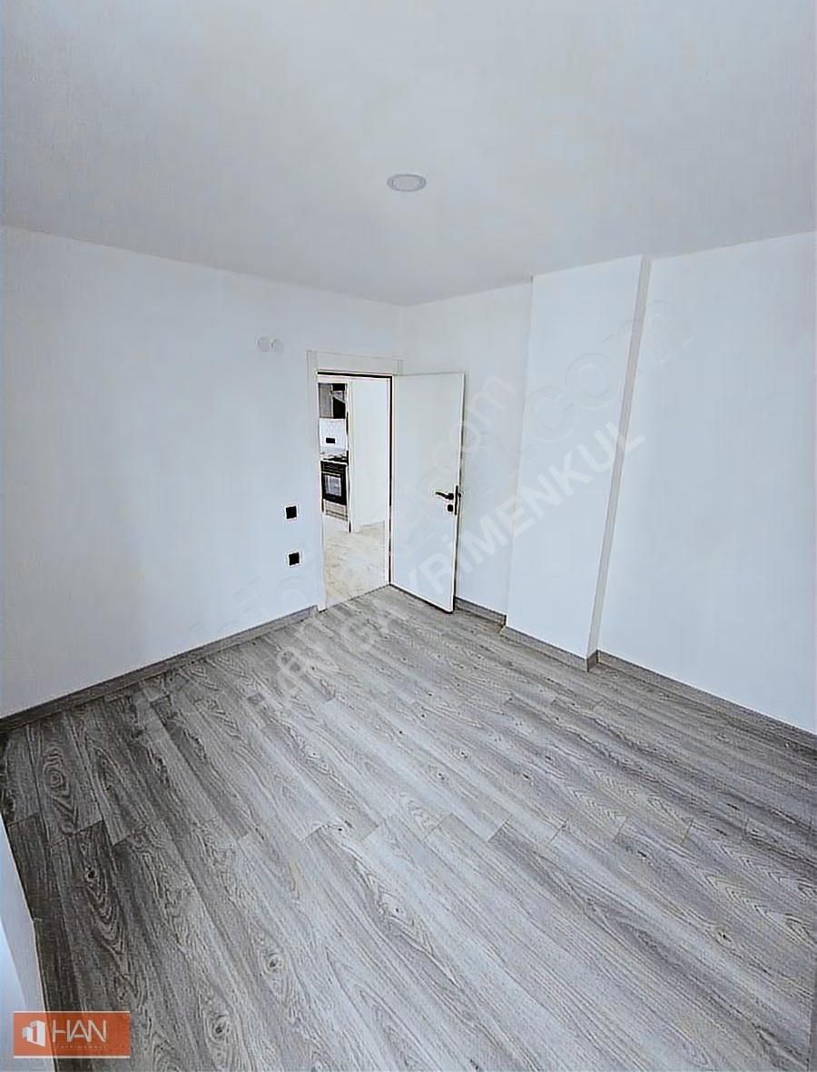 V.aydoğmuş Varsak Pide Arkası Tramvaya 350 M 2+1 Çift Balkonlu - Görsel 11