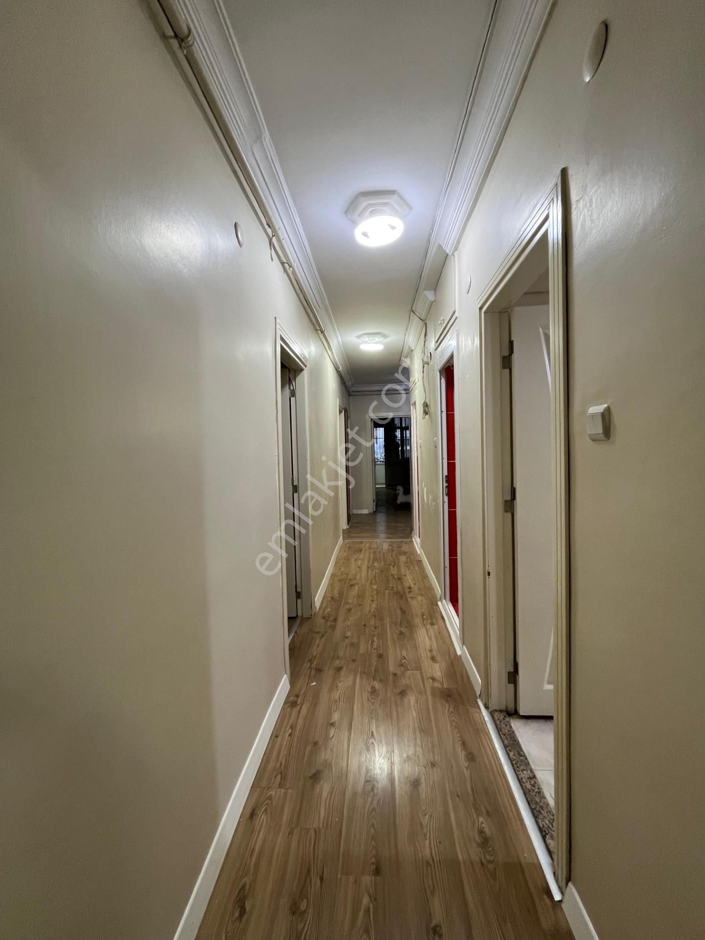 3+1 Güzelyalı 10-1katı Dgaz Kap.mutfak G.odası Geniş Kgb Cephe 185m2 Araç Takas Olur Hasarsız - Görsel 17