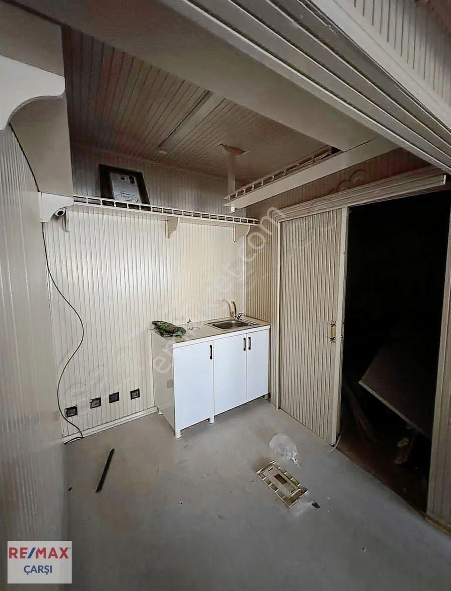 Çarşının En Prestijli Mağazası Devren Kiralık - Görsel 25