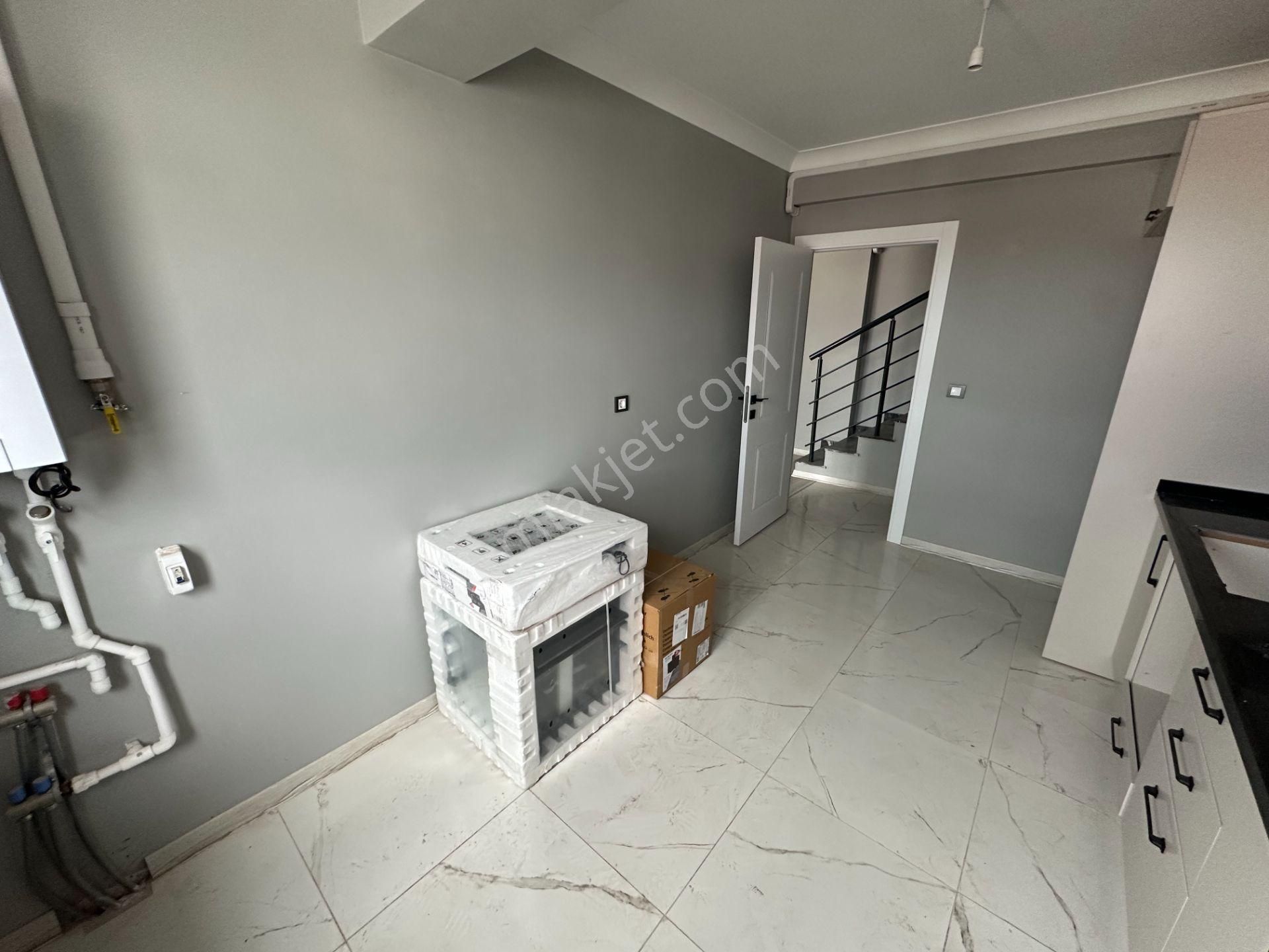 Ayyıldız Mah.de Sıfır Dubleks 2+0 Yerden Isıtmalı Kiralık Daire - Görsel 17