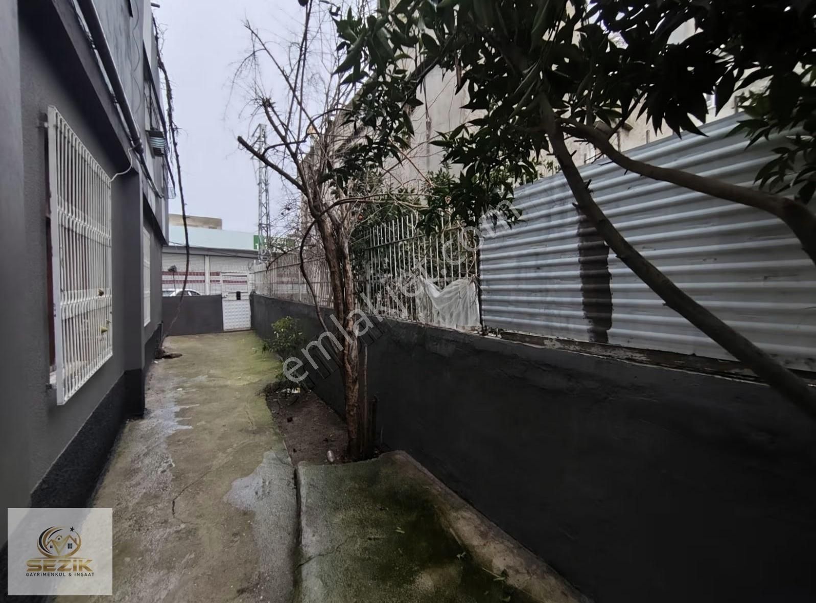 Gülbahçe Mah 2 Katlı Köşebaşı 210 Metre Tek Tapu Komple Satılık - Görsel 5