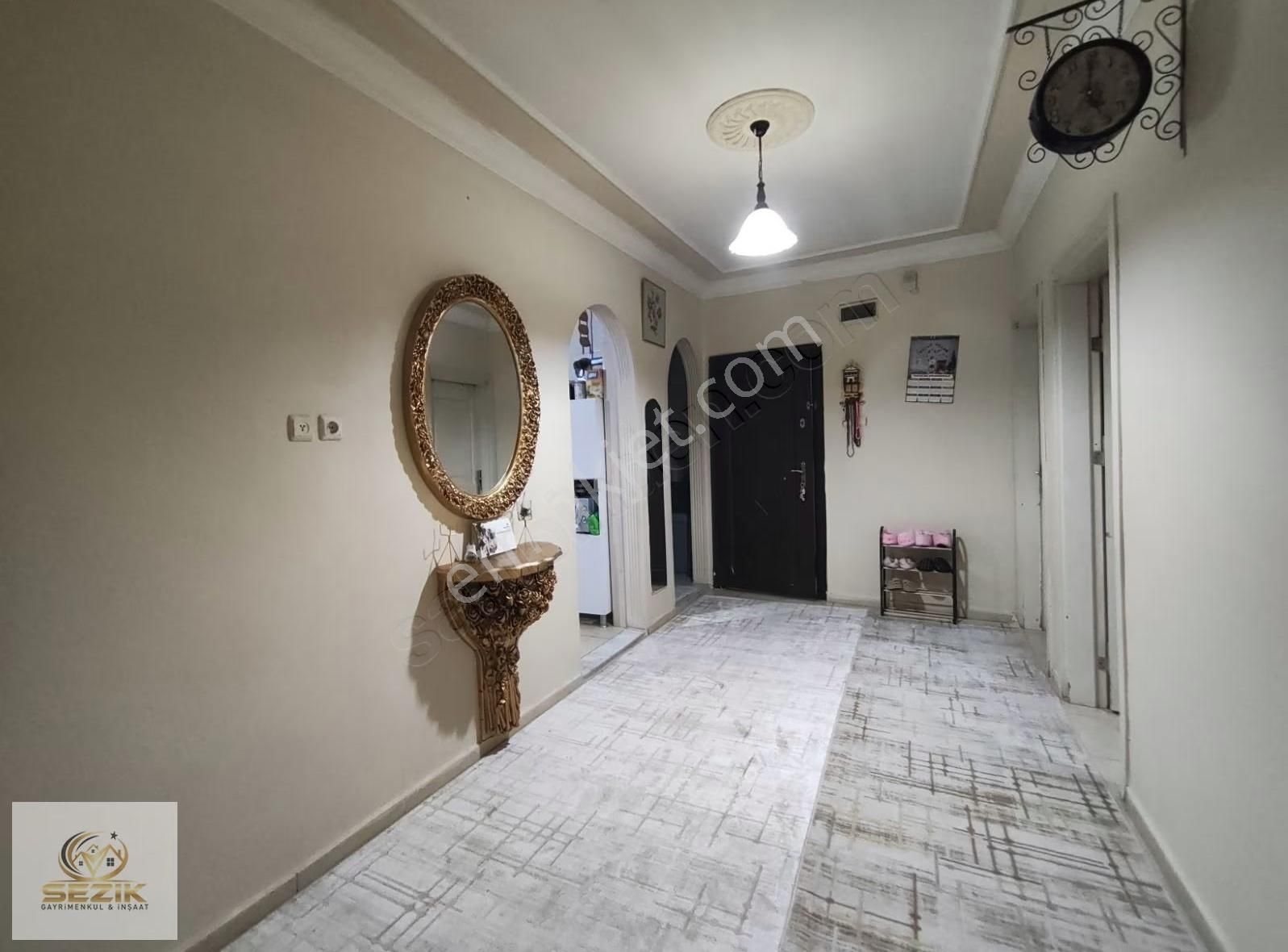 Gülbahçe Mah 2 Katlı Köşebaşı 210 Metre Tek Tapu Komple Satılık - Görsel 11