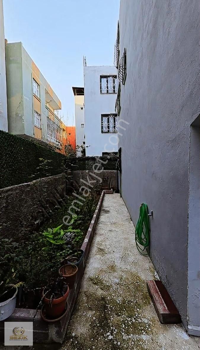 Şakirpaşa Uçakalanı Acil Satılık 220 Mt2 Tek Tapu 2 Katlı Müstak - Görsel 24