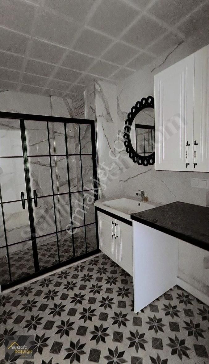 Mustafa Başyiğit Emlak'tan Uçaklı Park Karşısı 3+1 135 M2 - Görsel 6