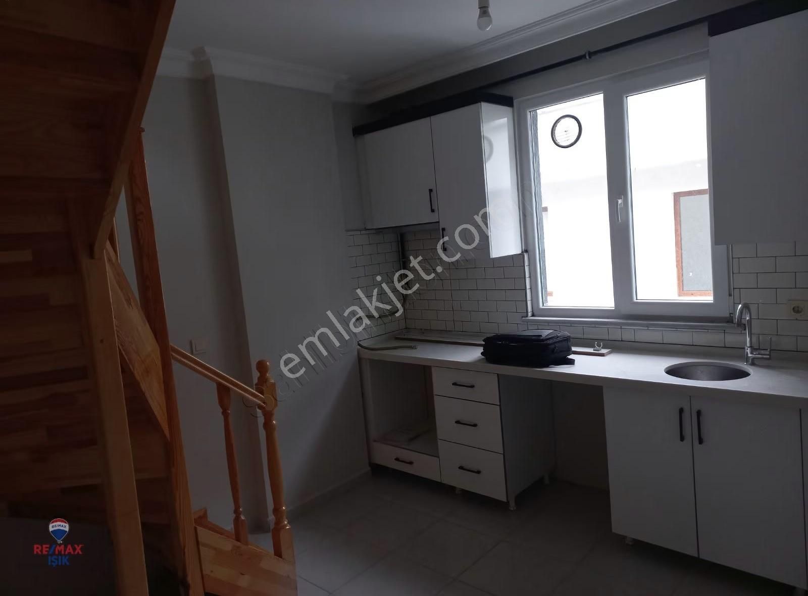 Osmangazi Mah.cadde Üzerinde 3+1 Sıfır Üst Dubleks Daire - Görsel 6