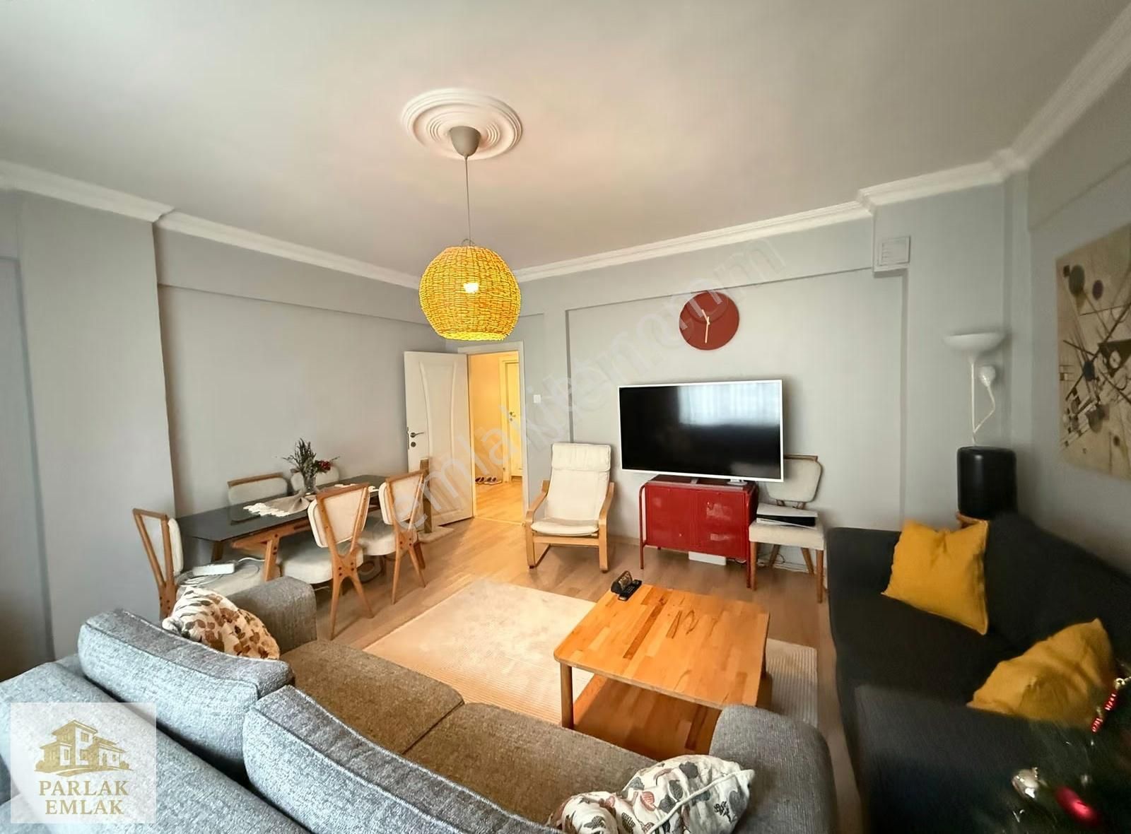 Parlak'tan Üsküdar Merkez^de 3+1 Geniş Avantajlı Ara Kat Daire^^