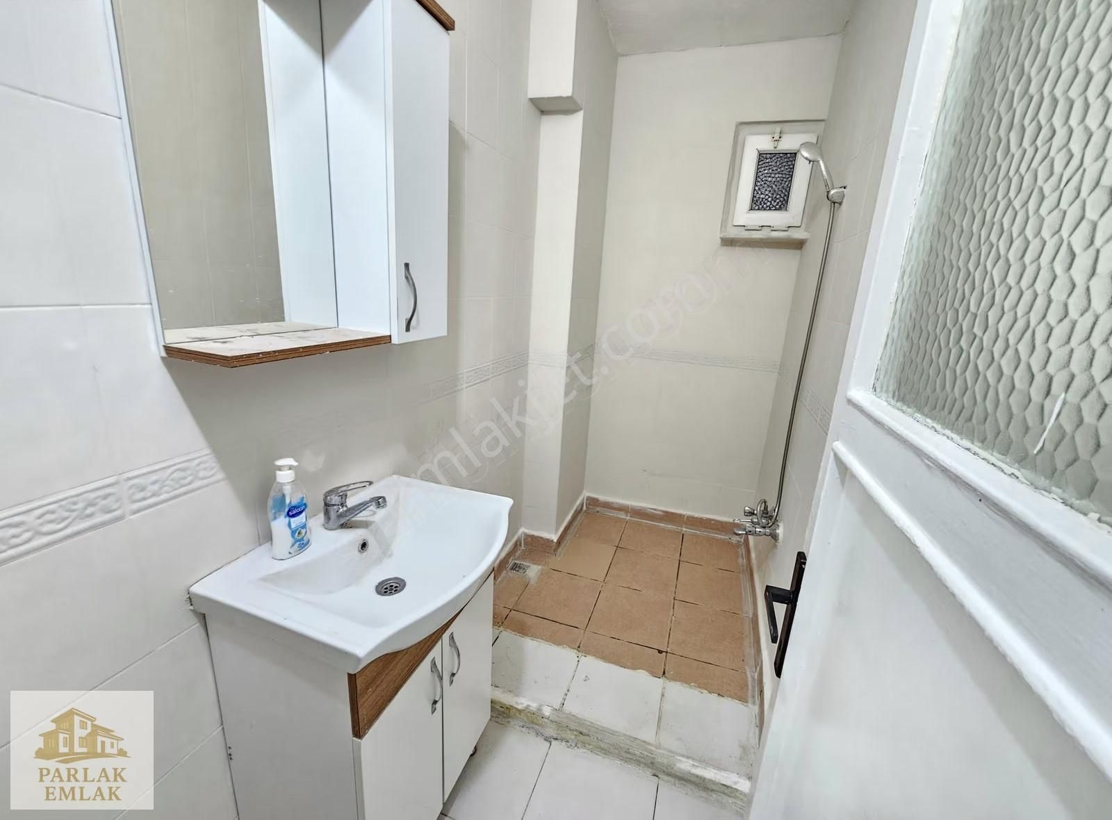 Parlak ' Dan Üsküdar Merkeze Yakın 2+1 *boş* Acil Fırsat Daire - Görsel 11