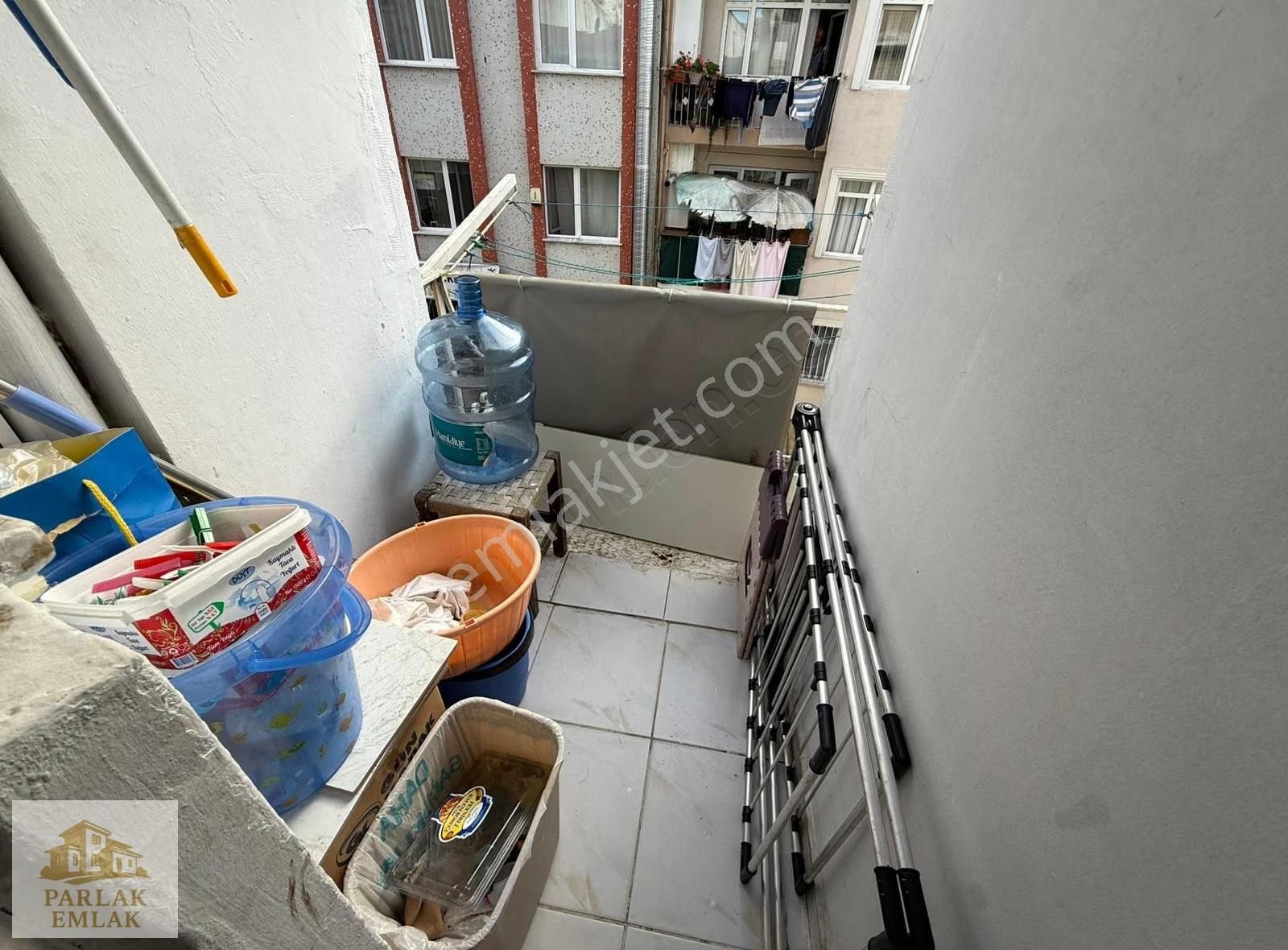 Parlak'tan Belediye Binasına Yakın 2+1 Yatırımlık Ara Kat Daire^ - Görsel 13