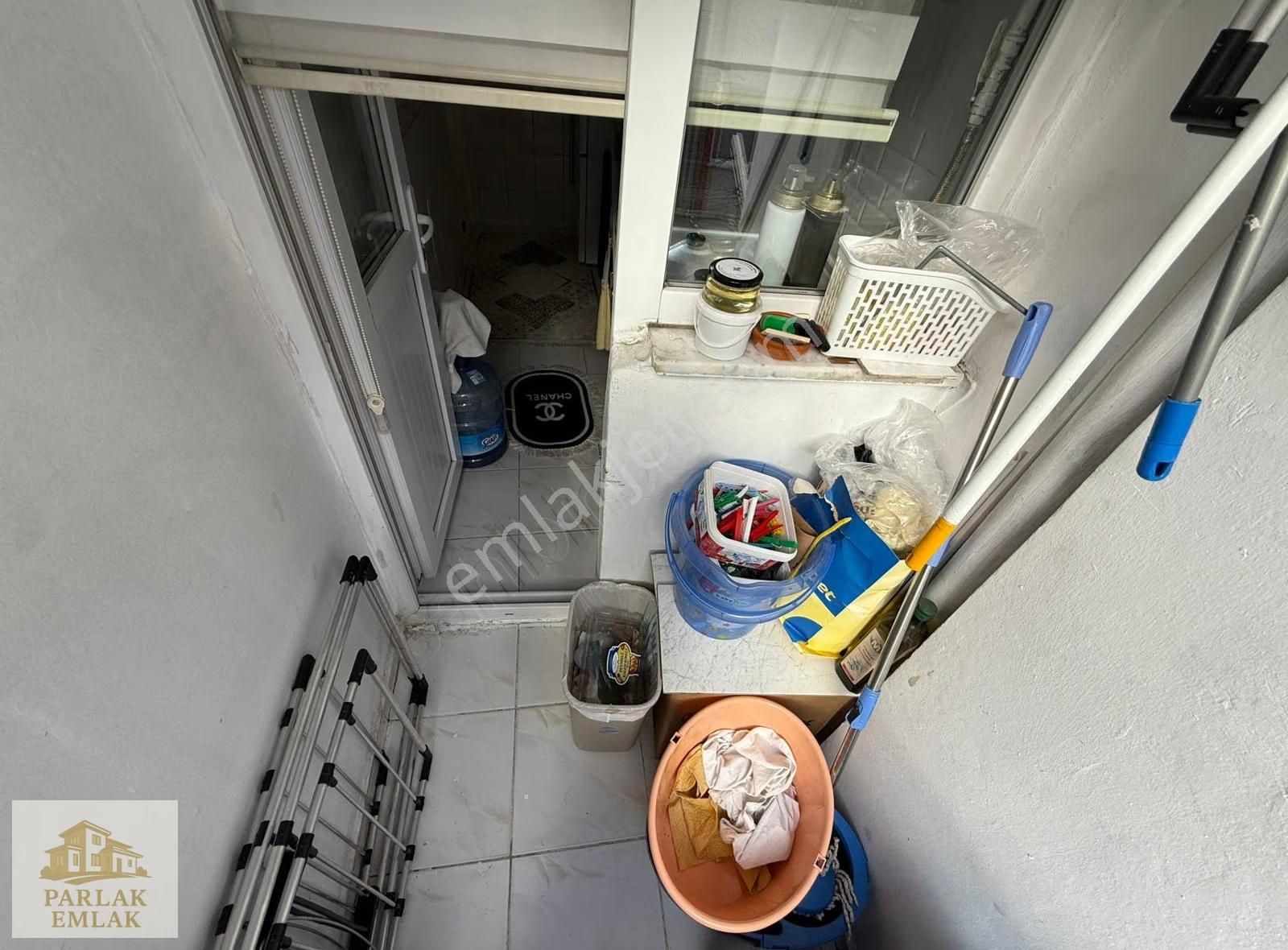 Parlak'tan Belediye Binasına Yakın 2+1 Yatırımlık Ara Kat Daire^ - Görsel 17