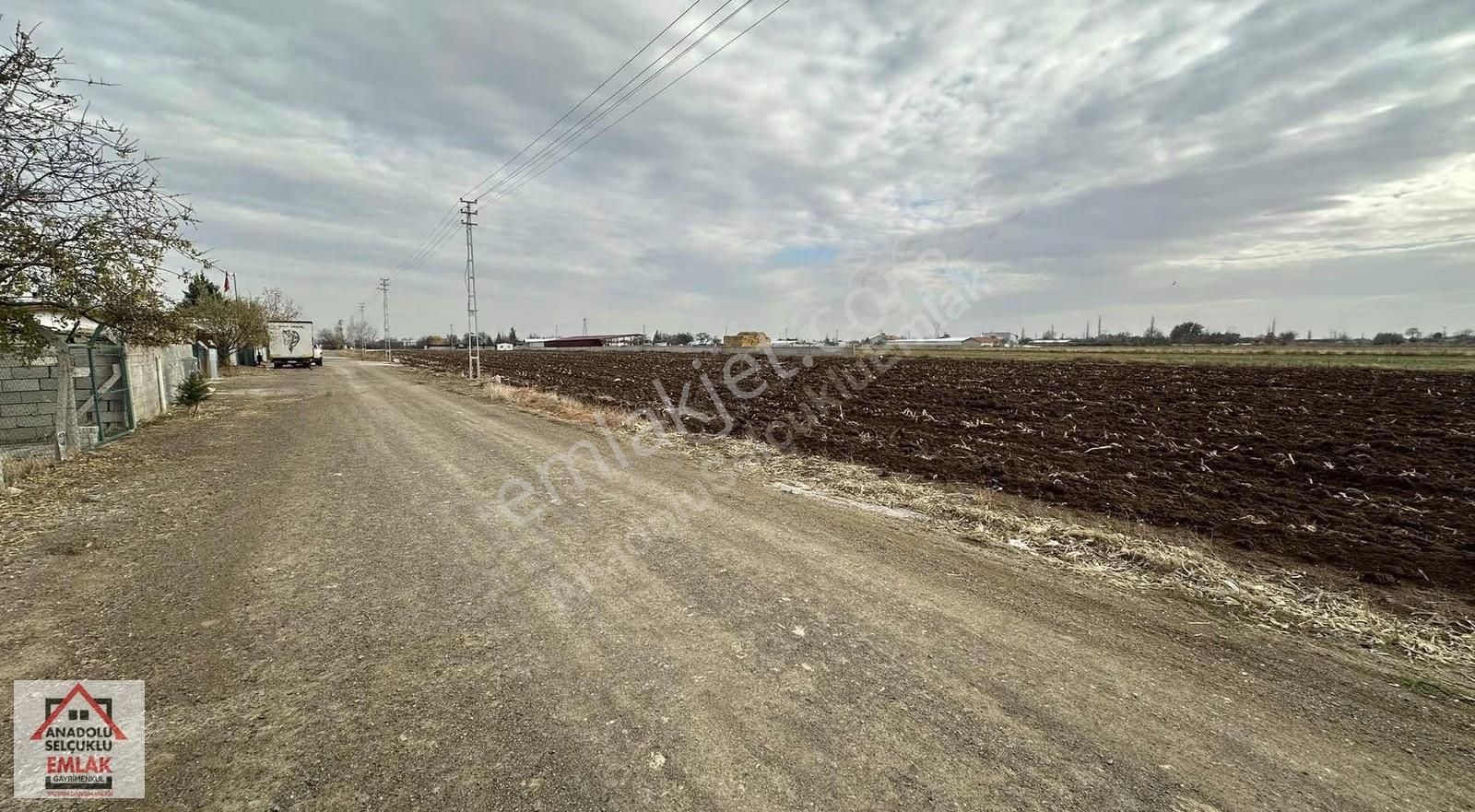 Karahüyük Mah. 966 M² Satılık Bahçe - Anadolu Selçuklu Emlak - Görsel 2