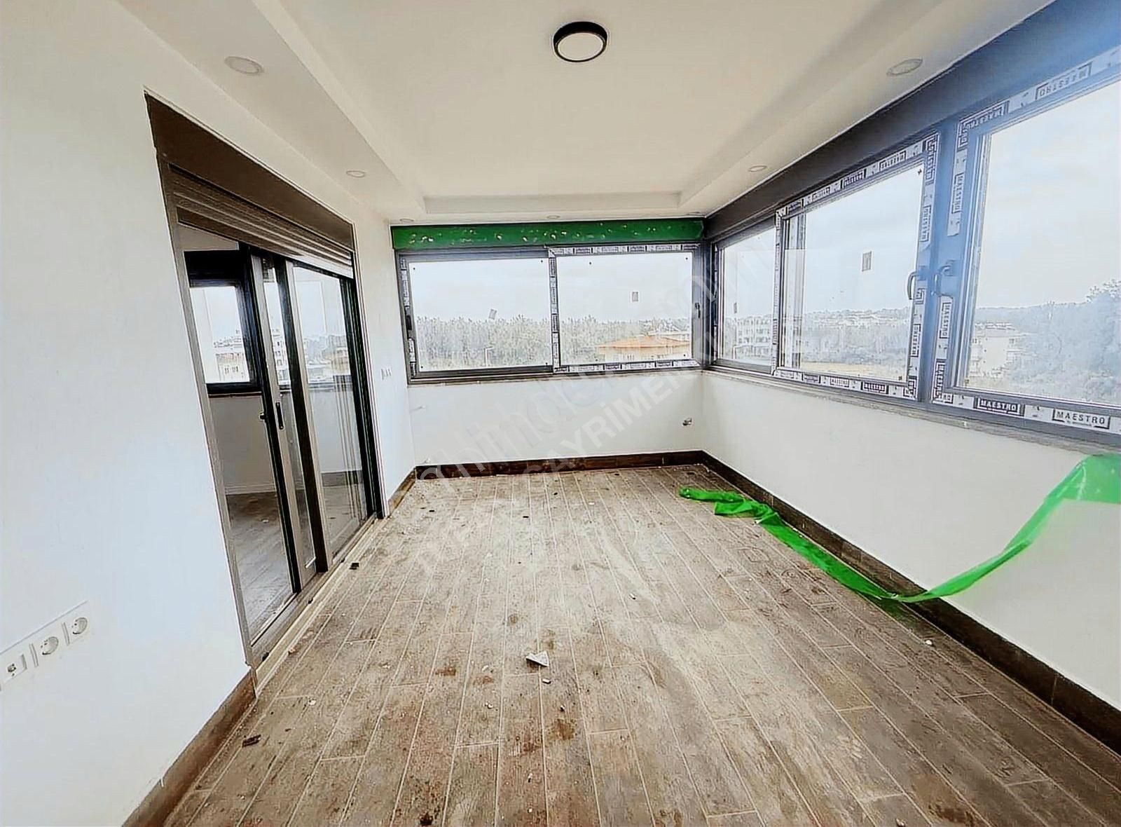 Sarılarda Sıfır Ultralüks 4+1 Dubleks Daire - Görsel 34