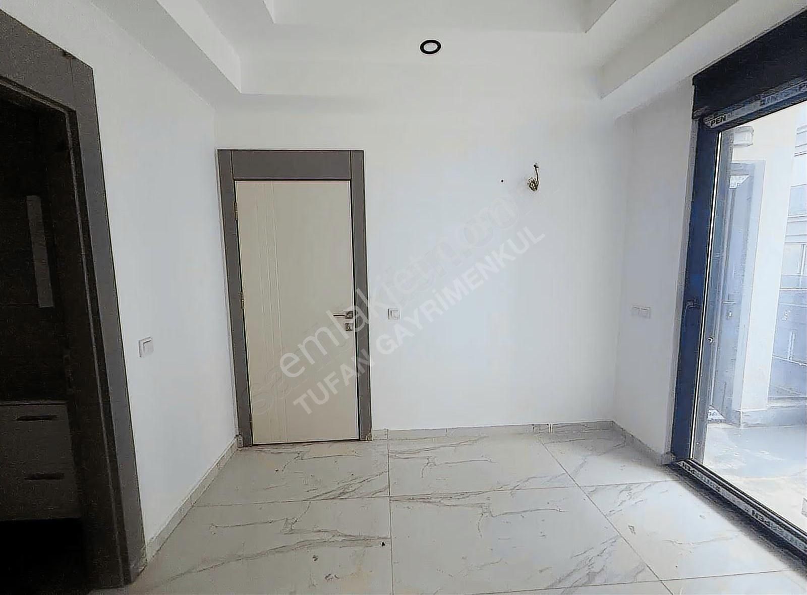 Sarılarda Sıfır Ultralüks 1+1 Daire