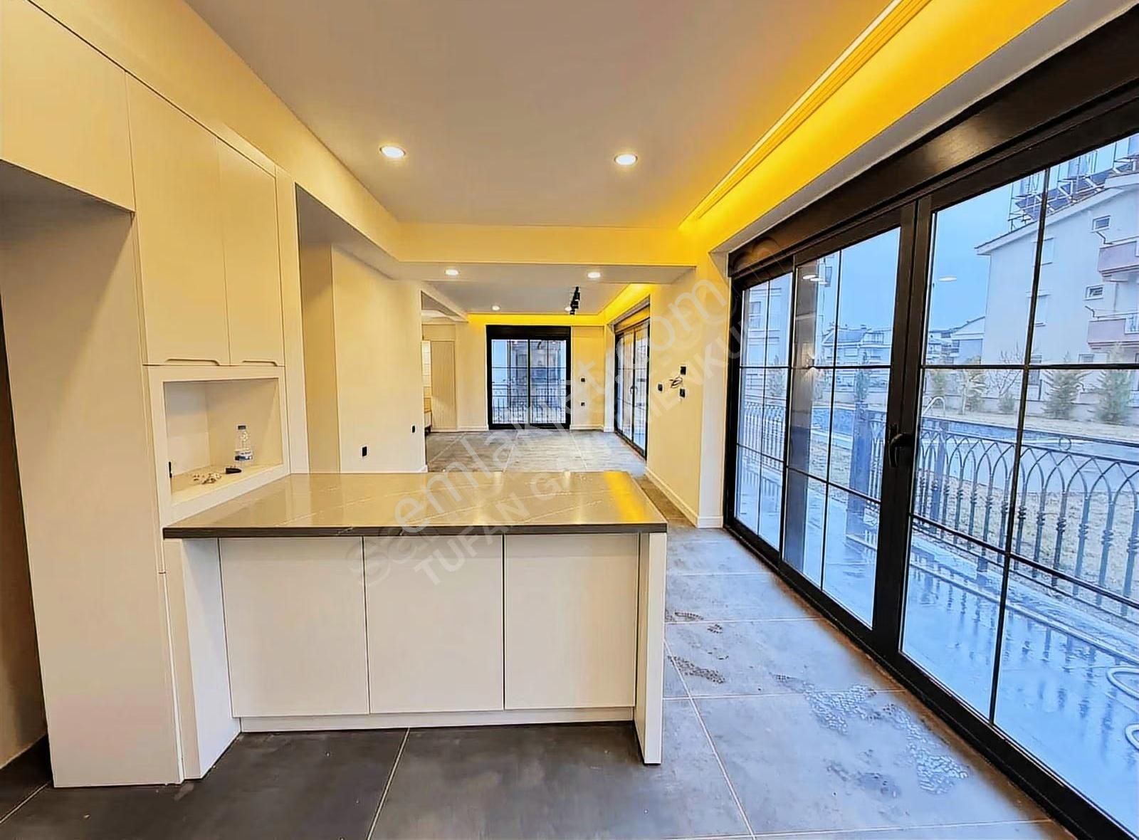 Manavgat Side'de Satılık Ultralüks 3+1 Havuzlu Sitede Daire - Görsel 24