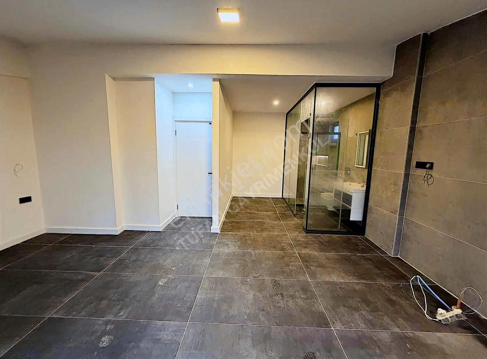 Denize Yakın Sidede Havuzlu Sitede Lüks 3+1 Dubleks - Görsel 26