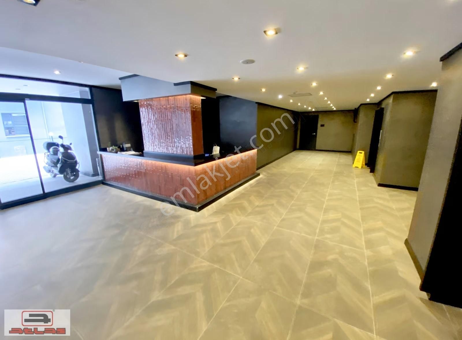 Atlas Emlak Hazır Kiracılı Satılık 1+1 Loft Lüks Eşyalı - Görsel 7
