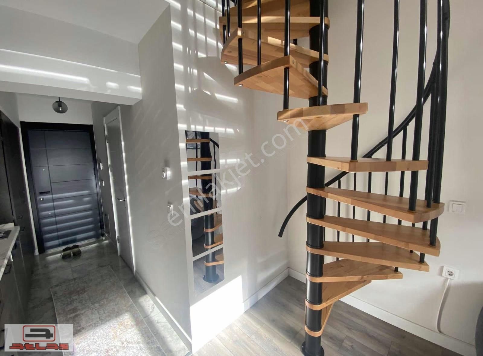 Atlas Emlak Hazır Kiracılı Satılık 1+1 Loft Lüks Eşyalı - Görsel 24