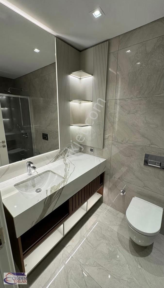 Merkezi Konumda 4+1 12. Kat Geniş Ve Ferah Kiralık Daire - Görsel 3