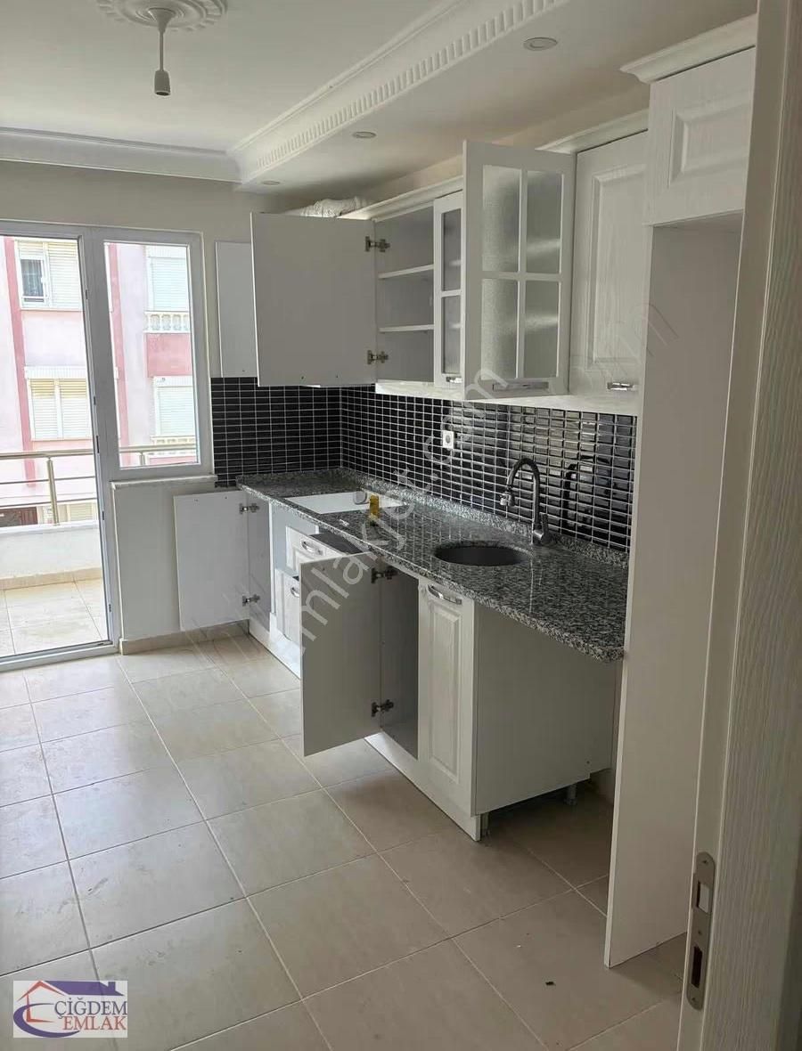 Şarköy Mürefte Zeytin Sok. Satılık 2+1 2016 Yapımı Temiz Daire - Görsel 5