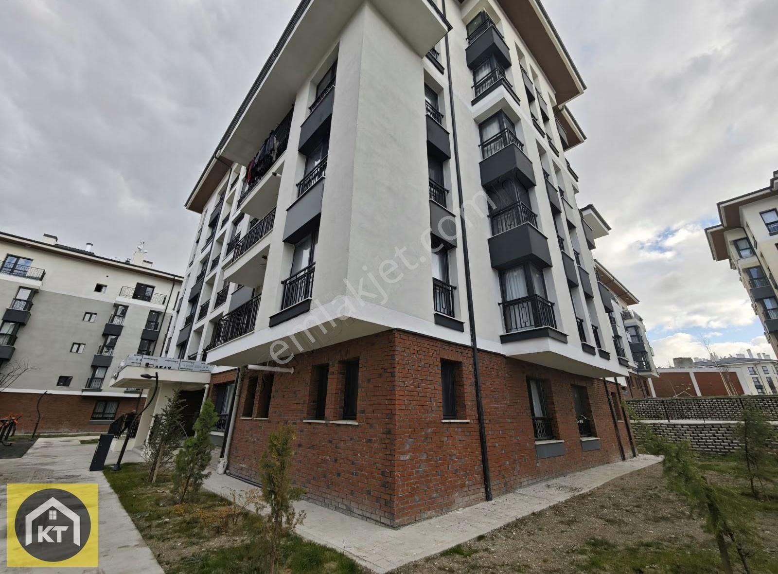 K.topçu'dan Tok'de 2+1 80m2 Çift Banyolu Kapalı Otoparklı Daire - Görsel 3