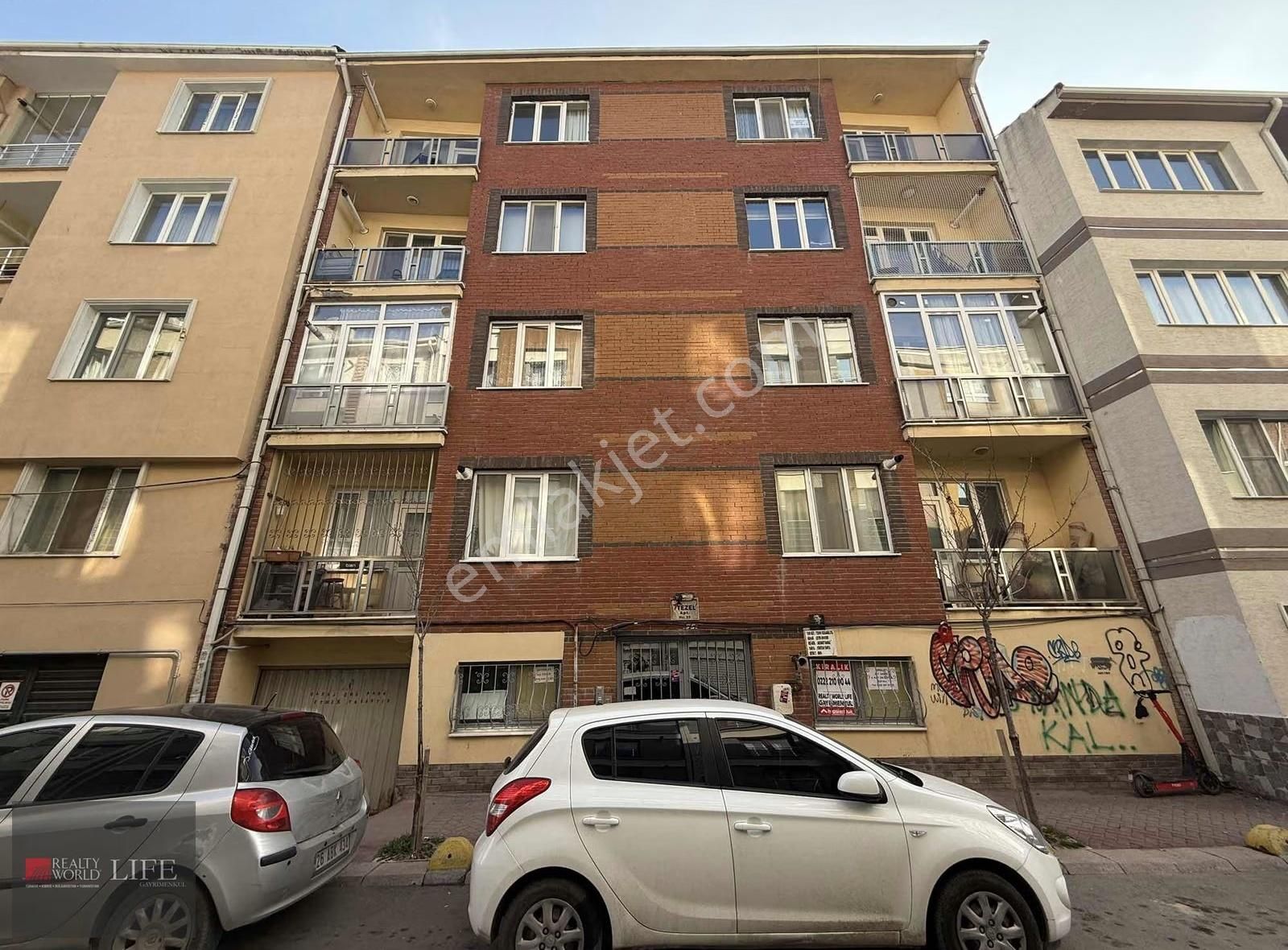 Rw Lıfe // Yenibağlar Mah.aöf Arkası 2+1 75m2 Satılık Daire
