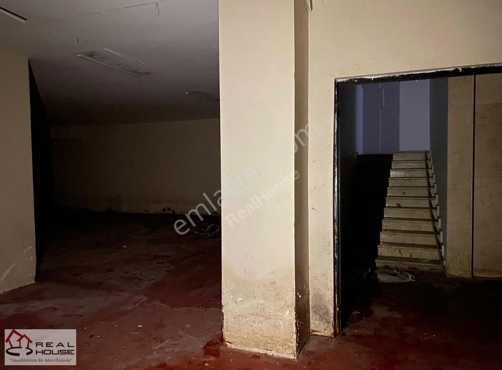 Realhouse Gayrimenkul'den Yıldırım Beyazıt Cad.kiralık 1700m2 - Görsel 22