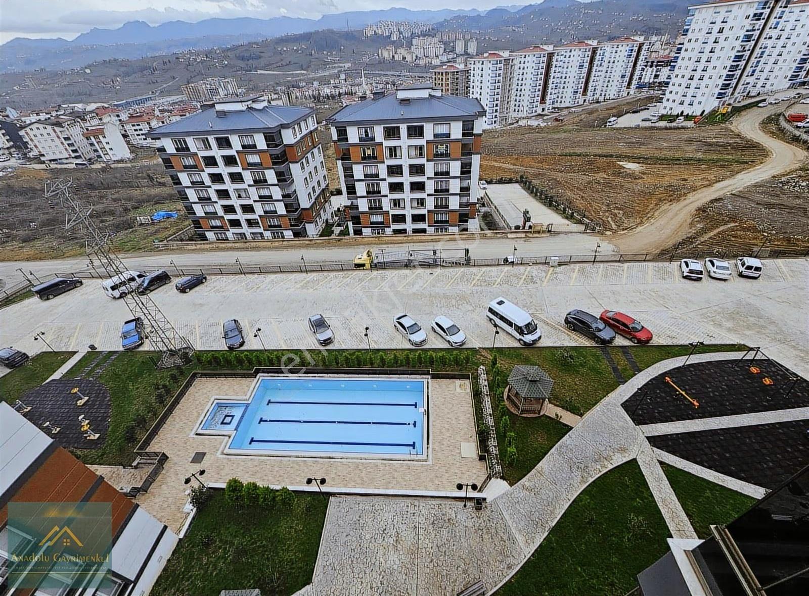 Anadolu'dan Şahincili Mahallesi'nde Satılık 3+1 Site Dairesi