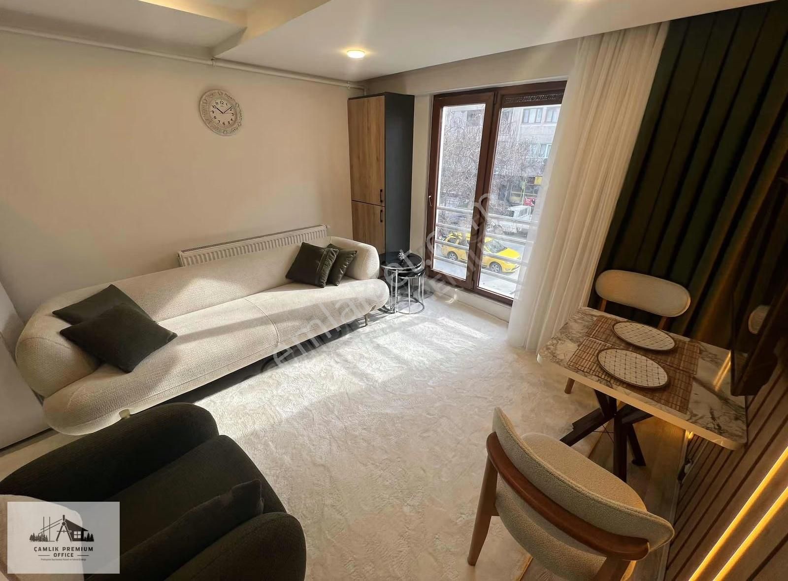 Lise Caddesin'de 1+1 Lüks Eşyalı Apart - Görsel 3