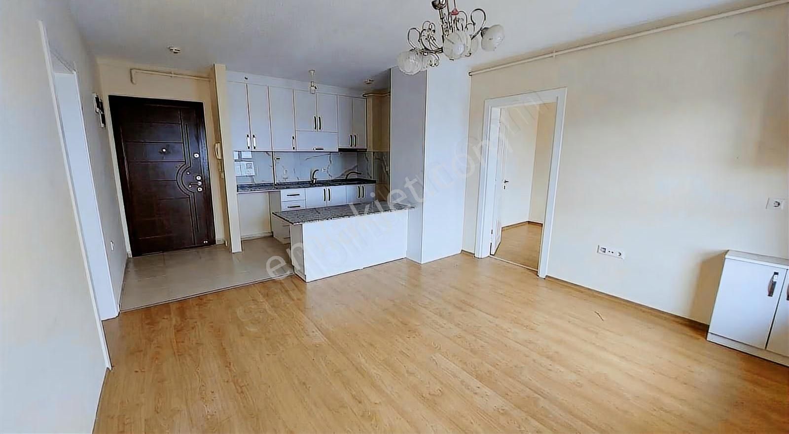 Toki'de Kullanışlı Ada Mutfaklı Temiz 2+1 Daire - Görsel 18