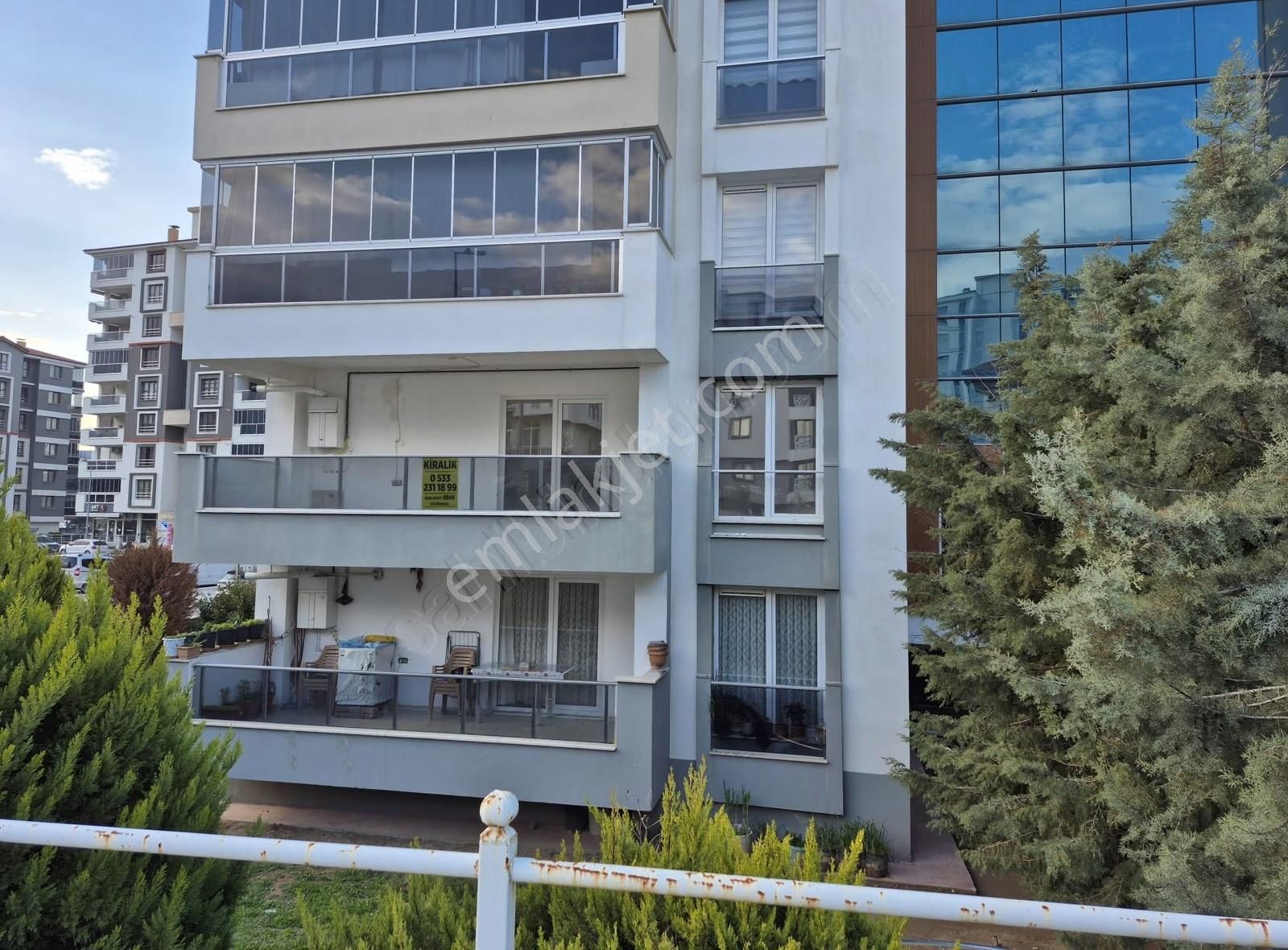 Mükemmel Lokasyonda Site İçi Kule Konutlarında Kiralık Daire - Görsel 8