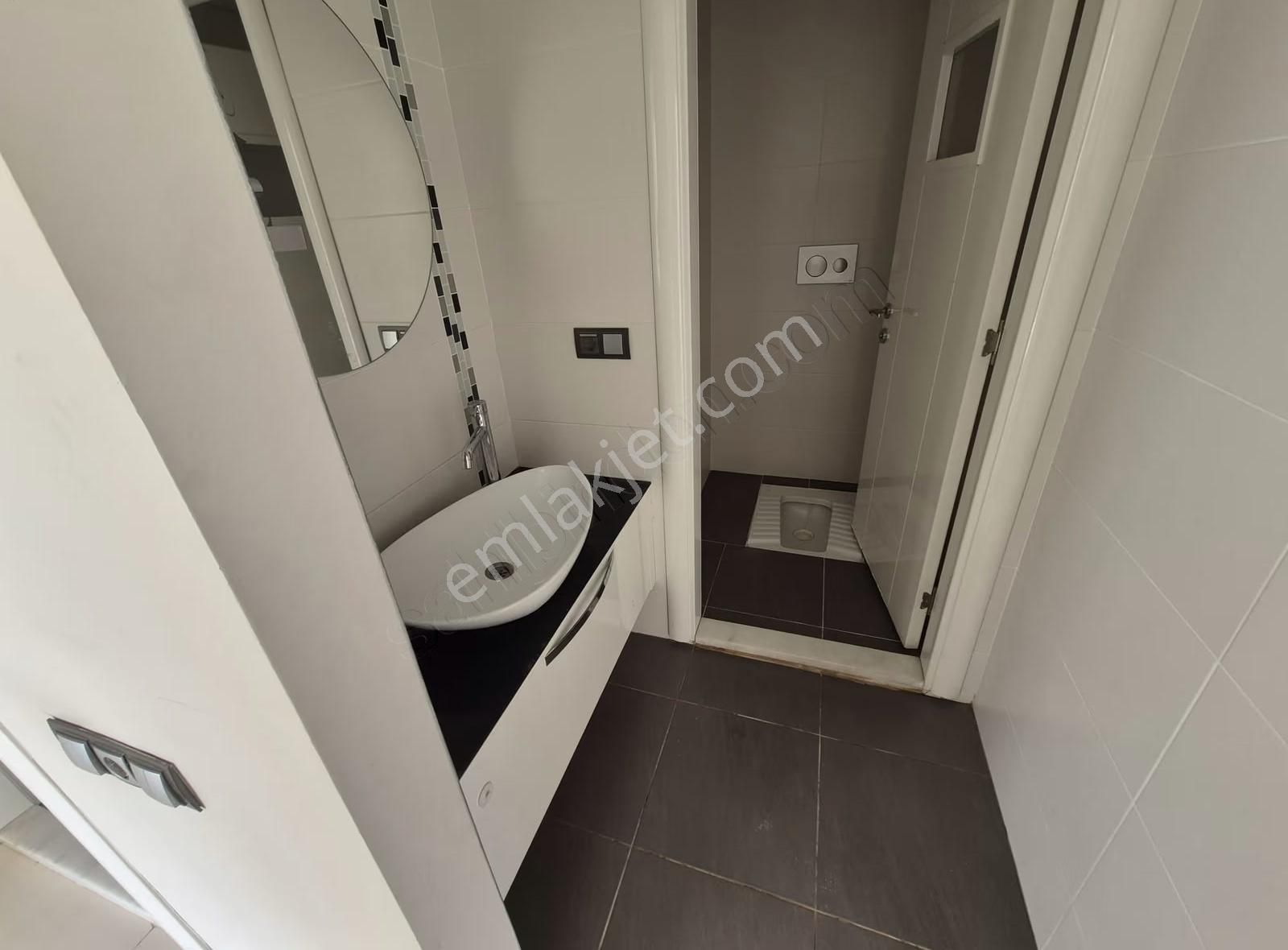 Mükemmel Lokasyonda Site İçi Kule Konutlarında Kiralık Daire - Görsel 5