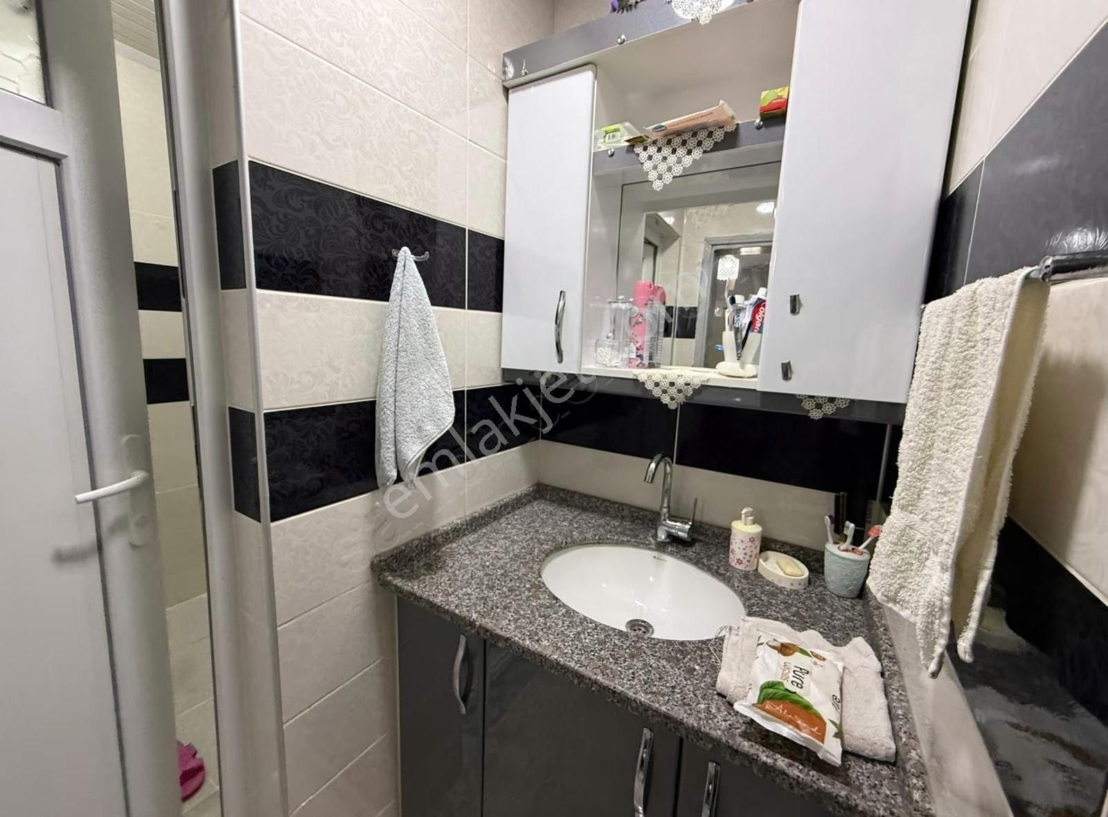 Odak'tan Buharkent Meryemoğlu'nda 3 Katlı Fırsat Müstakil Bina - Görsel 6