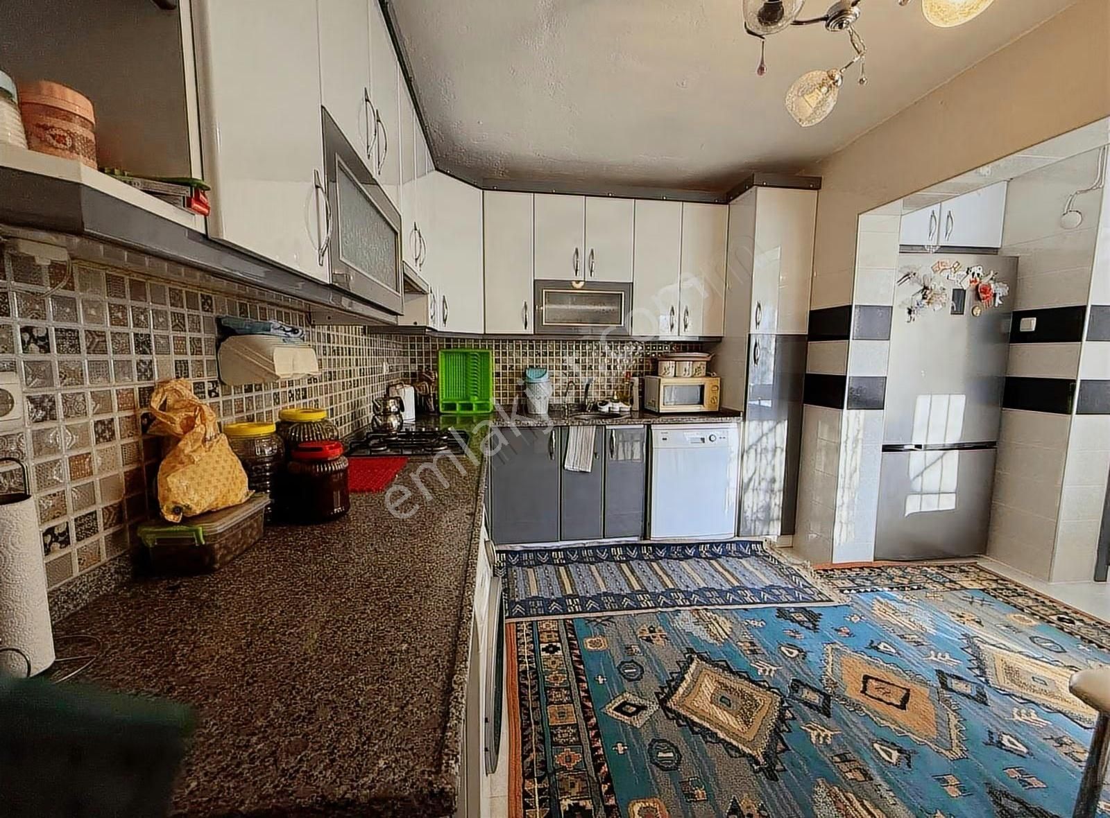 Odak'tan Buharkent Meryemoğlu'nda 3 Katlı Fırsat Müstakil Bina - Görsel 23