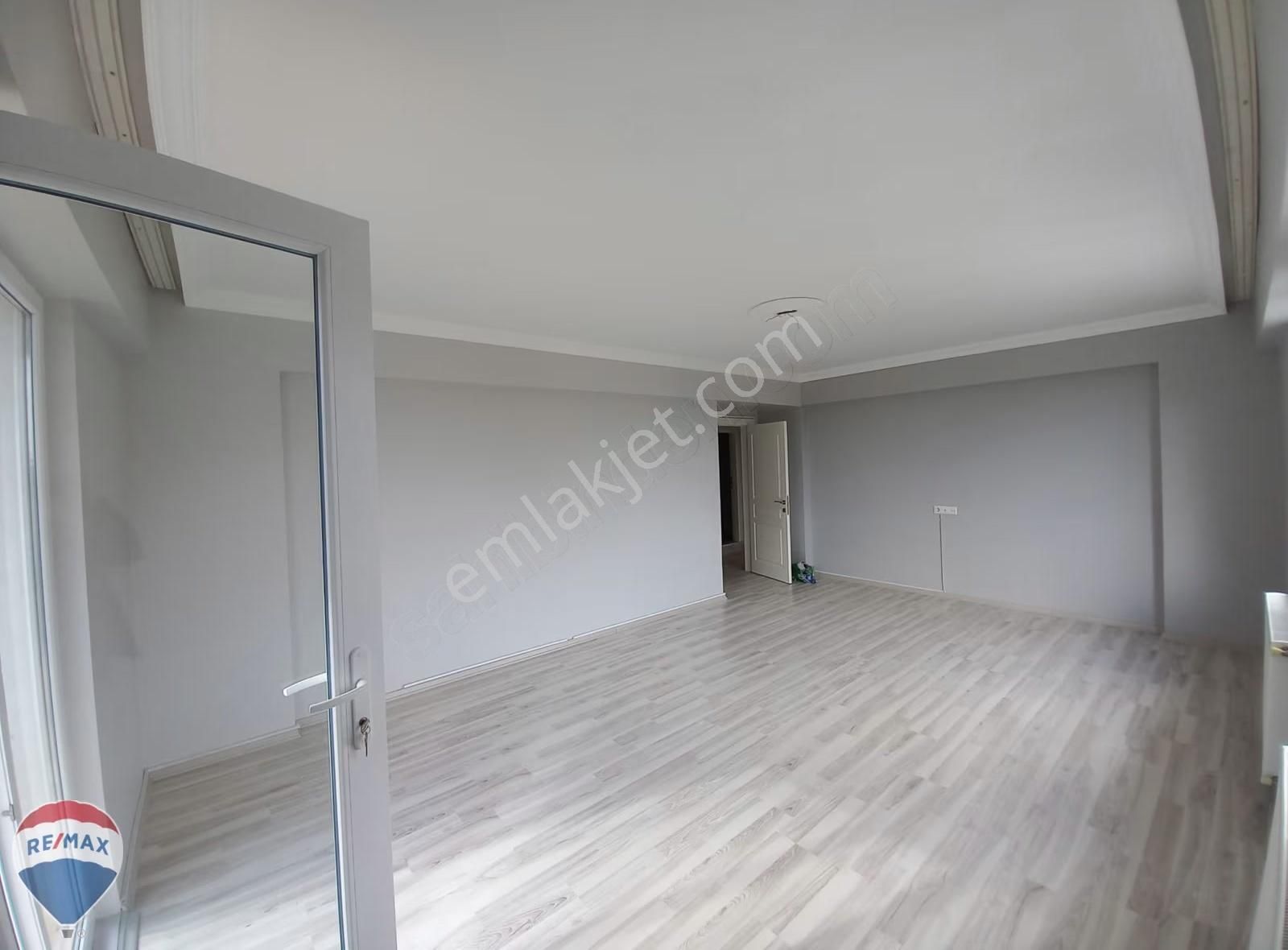 Remax Mavi-çağer Yazlık Loca 3 Sitesi Öncephe Depolu 3+1 Kiralık - Görsel 20