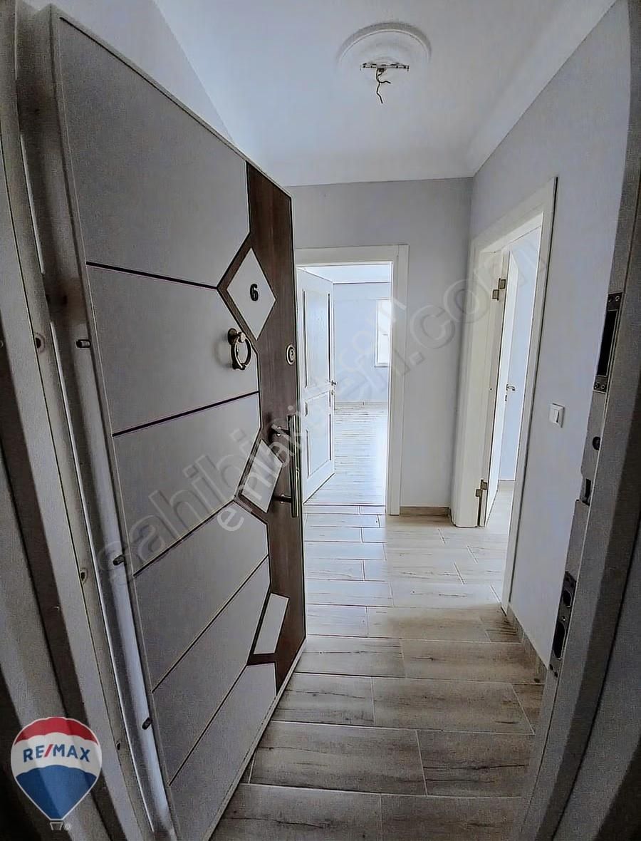 Remax Mavi-çağer Yazlık Loca 3 Sitesi Öncephe Depolu 3+1 Kiralık - Görsel 32