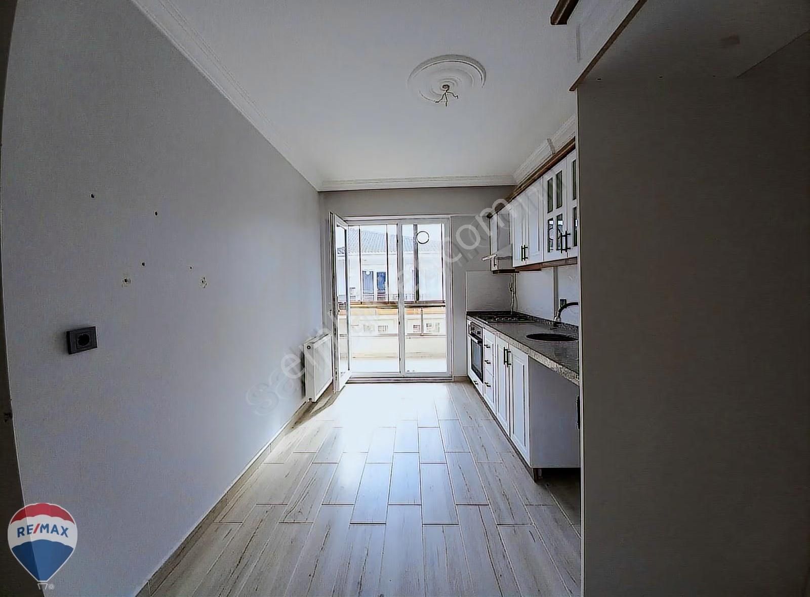 Remax Mavi-çağer Yazlık Loca 3 Sitesi Öncephe Depolu 3+1 Kiralık - Görsel 25