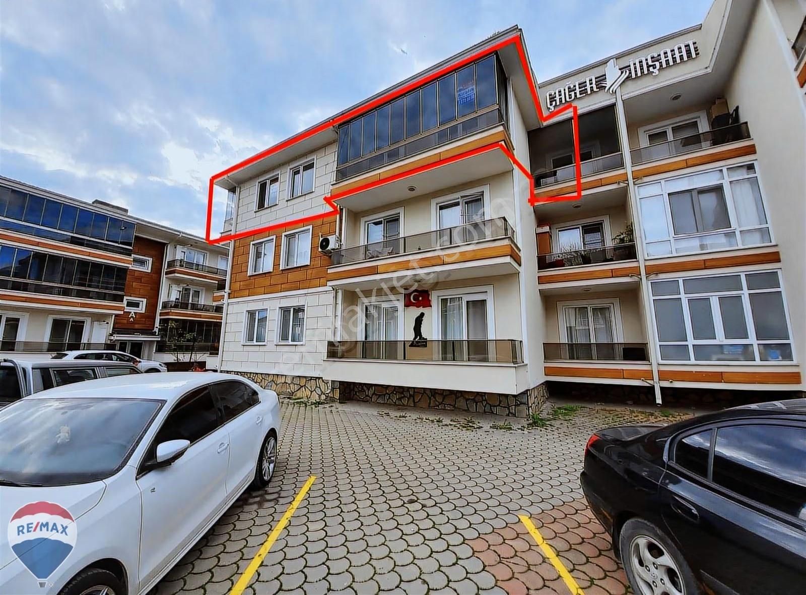 Remax Mavi-çağer Yazlık Loca 3 Sitesi Öncephe Depolu 3+1 Kiralık - Görsel 5