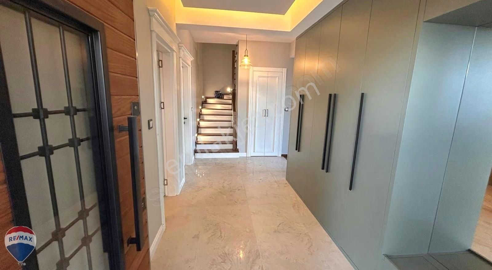 Remax Göl Ve Doğa Manzaralı M. Havuzlu, Bahçeli Lüks Villa - Görsel 34