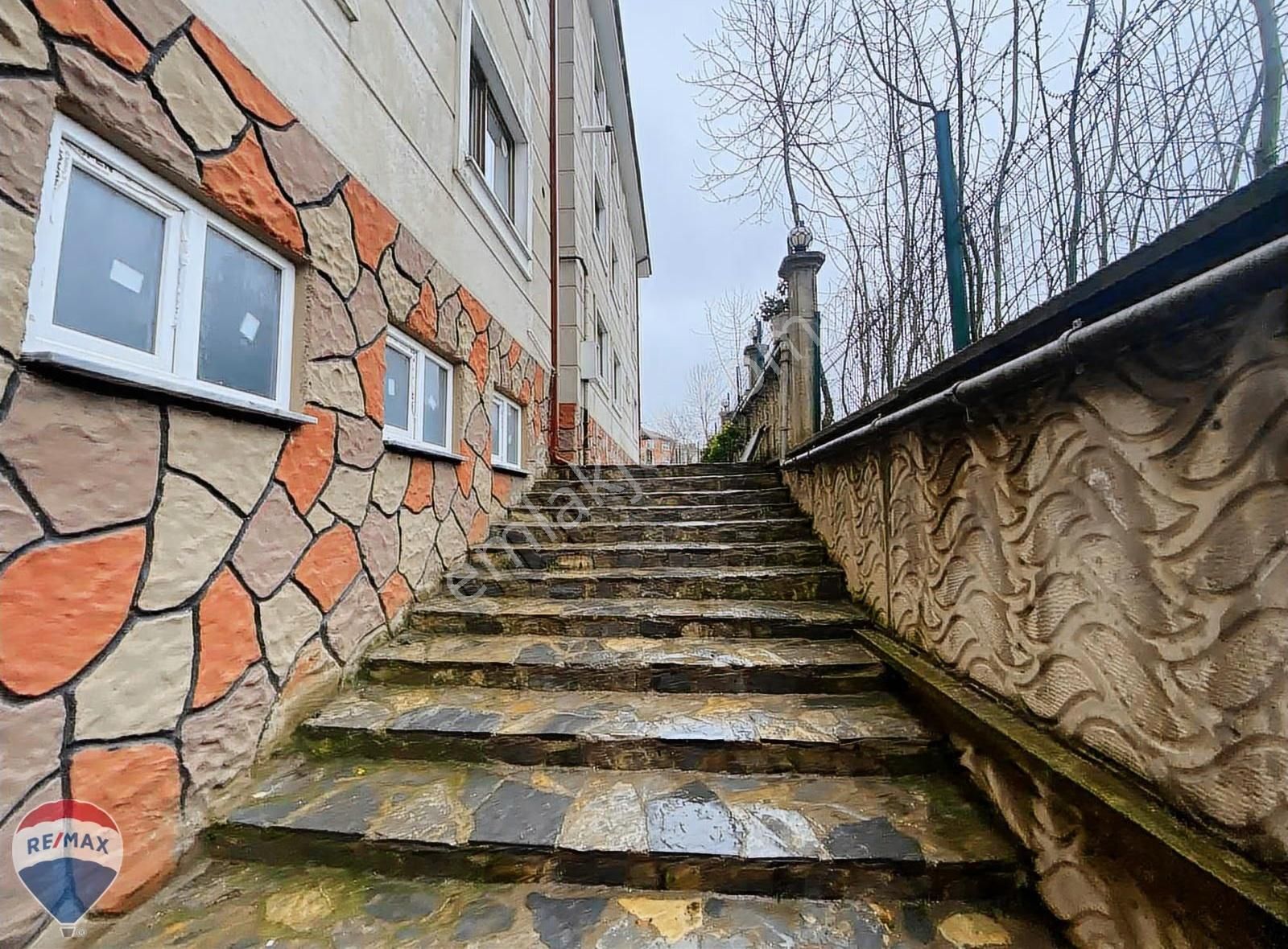 Remax Maviden Karapürçek Merkezde Geniş Ve Kullanışlı 3+1 Daire - Görsel 3