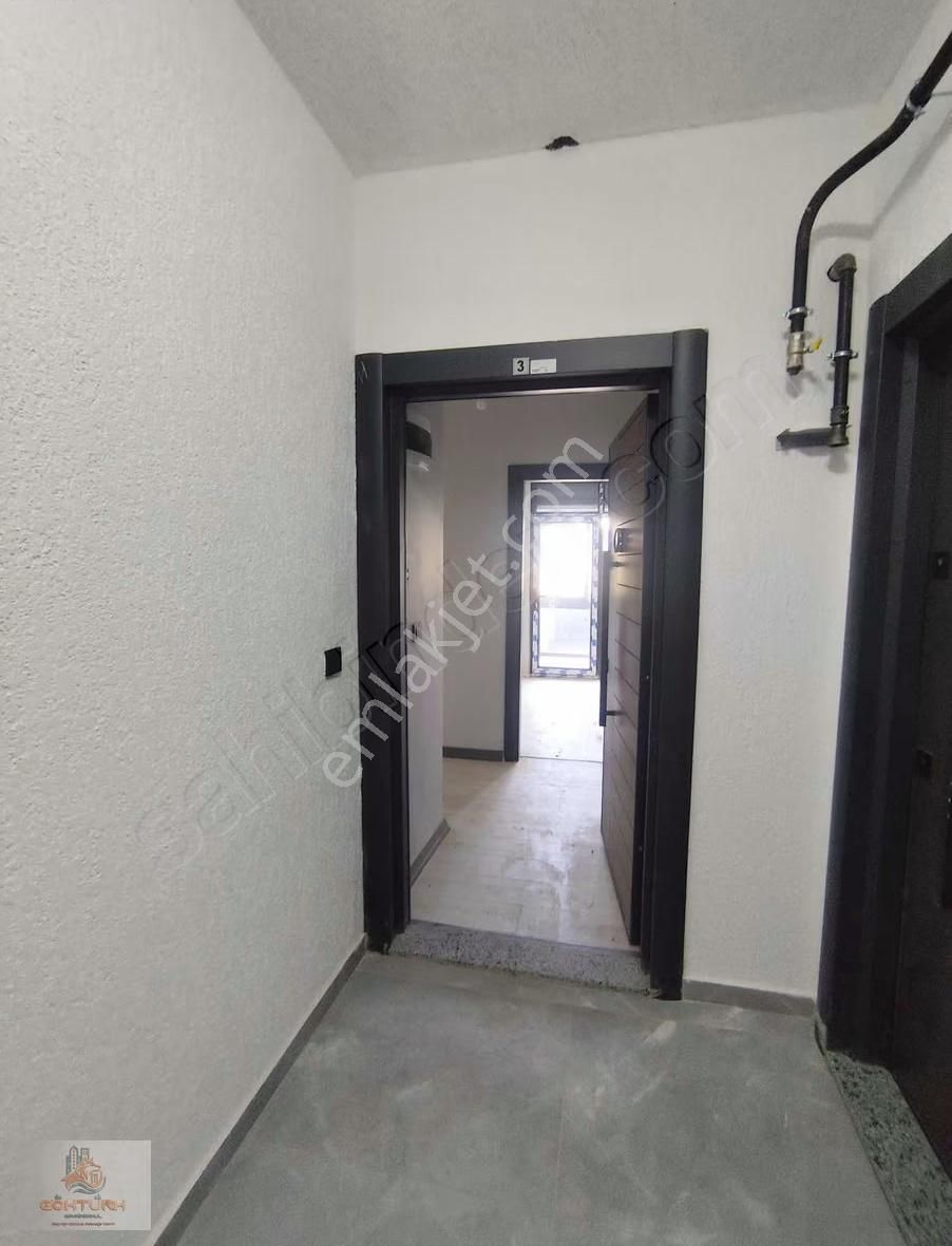 Göktürkden Gelişen Bölgesi Hatip Mah. 2+1 65 M2 Satılık Kelepir - Görsel 13