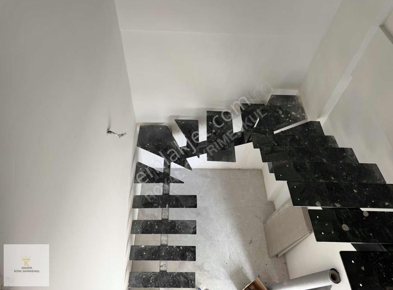 Serdivan'da A+++kalite Müstakil Lüks 4+1 Villa/sakarya Royal'den - Görsel 15