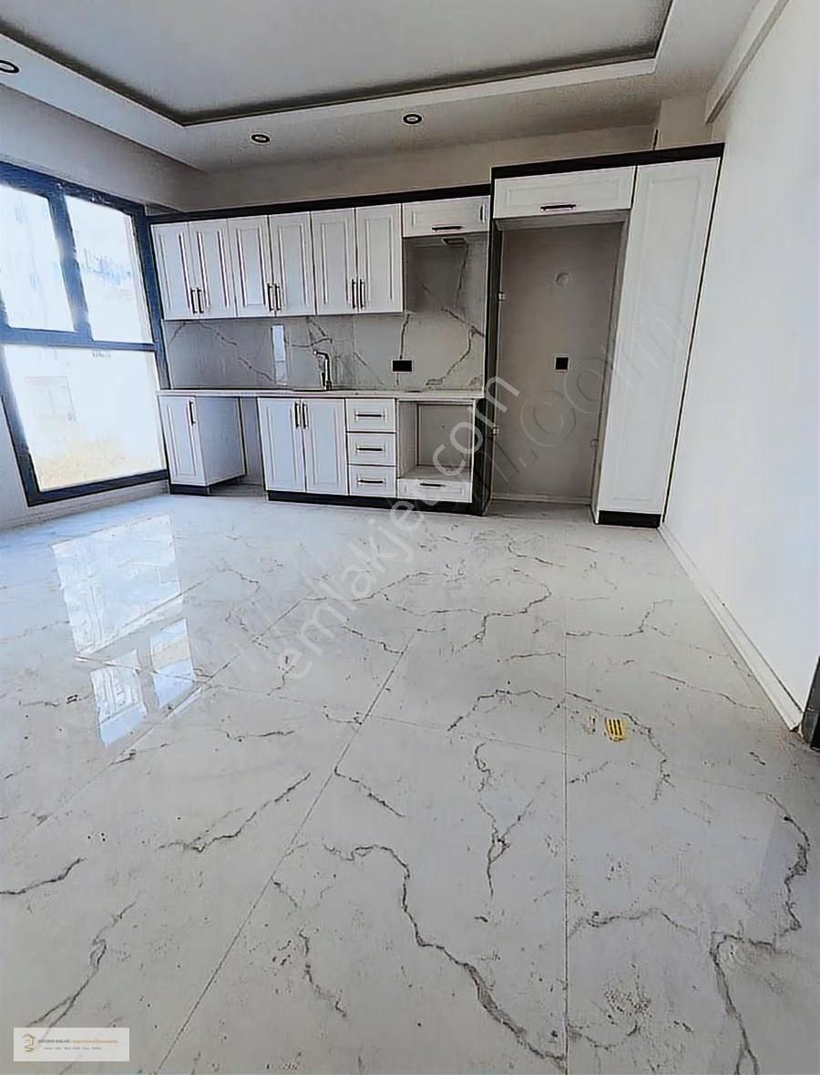 Yatırım Emlak'tan Kuşadası Ege Mah.de Sıfır 1+1 Daire. - Görsel 4