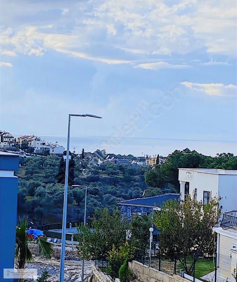 Kuşadası Soğucak'da Satılık Deniz Manzaralı Full Eşyalı Villa - Görsel 9