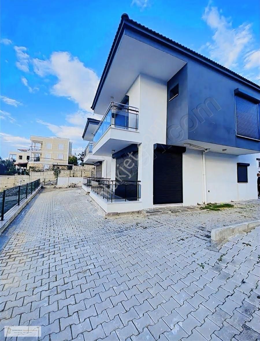 Kuşadası Soğucak'da Satılık Deniz Manzaralı Full Eşyalı Villa - Görsel 20