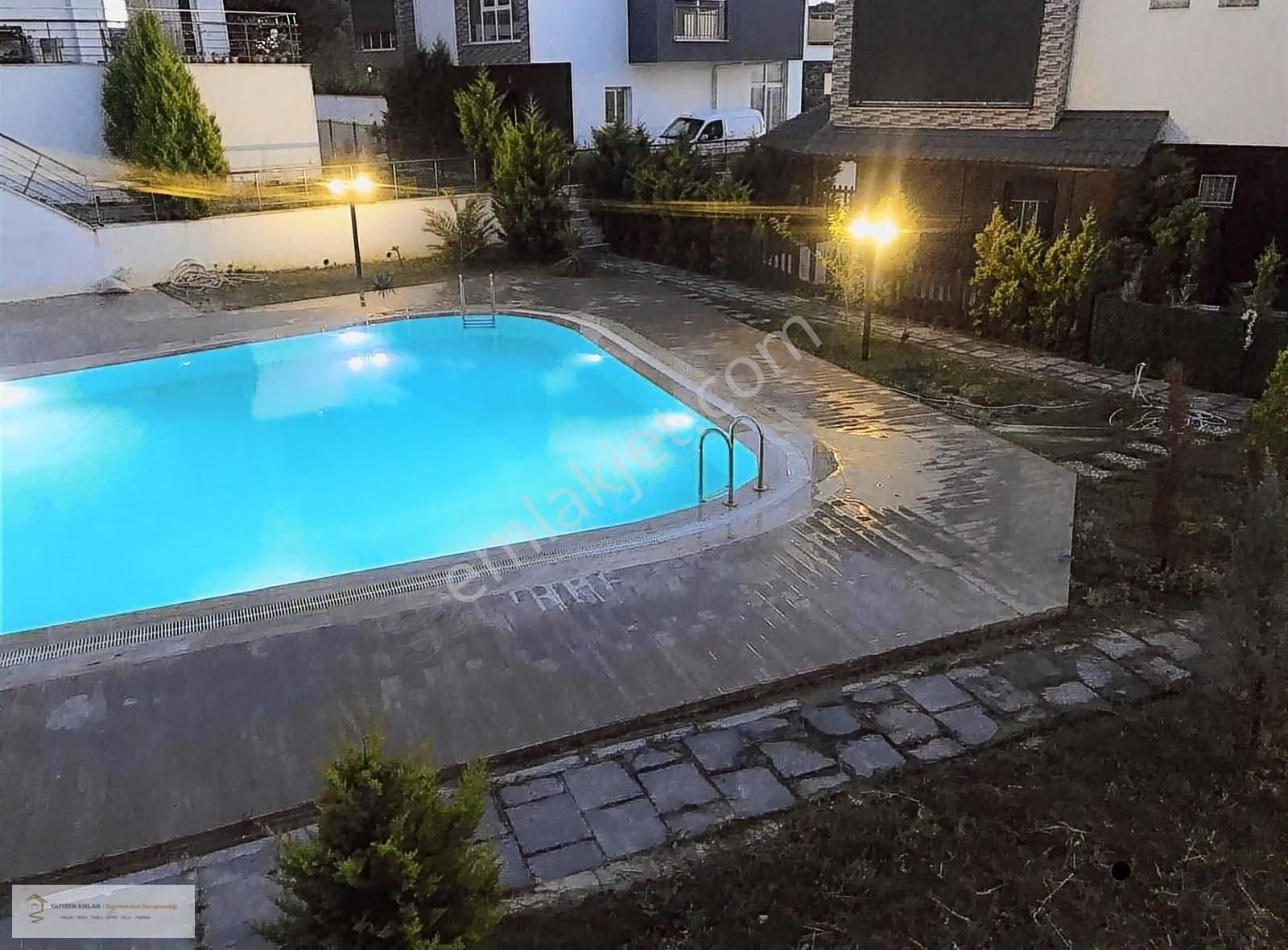 Kuşadası Soğucak'da Satılık Deniz Manzaralı Full Eşyalı Villa - Görsel 27